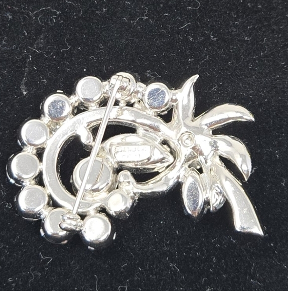 Eisenberg Ice Womens Clear Rhinestone Brooch Pin Silver Tone, Flower Curved Stem - Picture 9 of 11